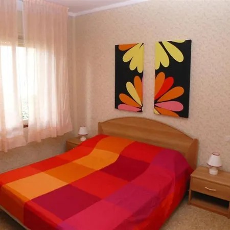 Lovely Vacation Retreat Just 350 M From The Apartment